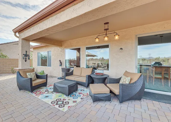 Near Hiking & Golf: W/ Fire Pit! Gold Canyon