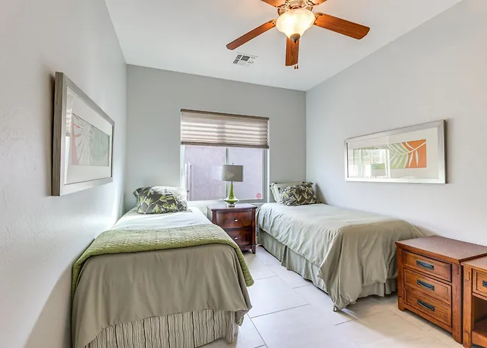 Holiday home Near Hiking & Golf: W/ Fire Pit! *